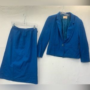 VINTAGE PENDLETON Royal Blue Wool Suit Jacket Blazer and Skirt set size 6